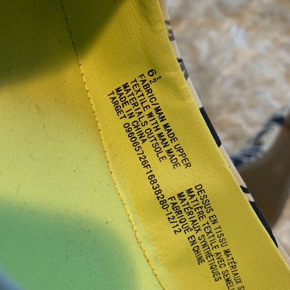 Navy/White floral flats - Picture 4 of 4